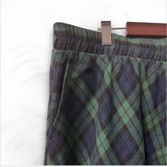 Green & Navy Tartan Plaid A-Line Skirt With Elastic Waist - Picture 6 of 7